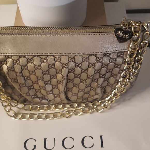 Gucci Vintage GG Monogram Gold Leather Mini Shoulder Bag - Picture 3 of 17